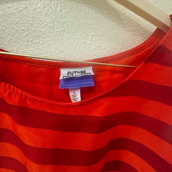 Future Collective Khalana Barfield Blouse 2X - Picture 3 of 3